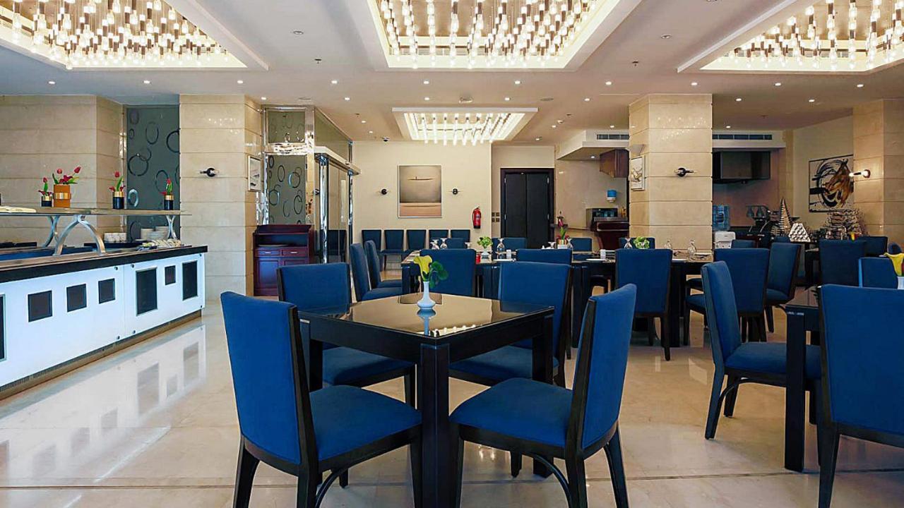 The Proud Hotel Al-Khubar Exteriér fotografie